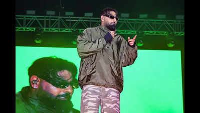  Bollywood Night Fever!:  An Electrifying Performance by Bollywood Star Badshah